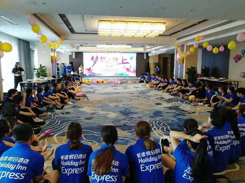 Holiday Inn Express Chengdu Tianhe Bagian luar foto