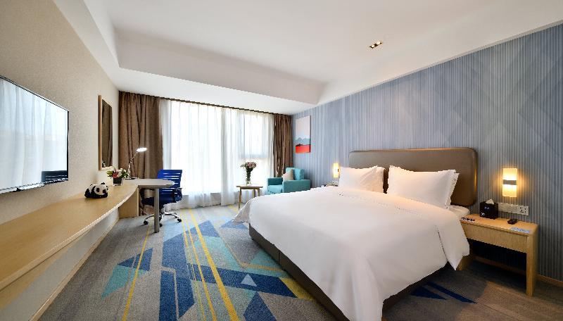 Holiday Inn Express Chengdu Tianhe Bagian luar foto