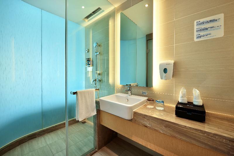 Holiday Inn Express Chengdu Tianhe Bagian luar foto